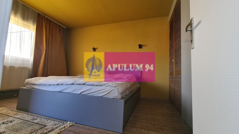 Sabareni, vila 2018, P+1+pod, curte 440 mp, aproape de padure