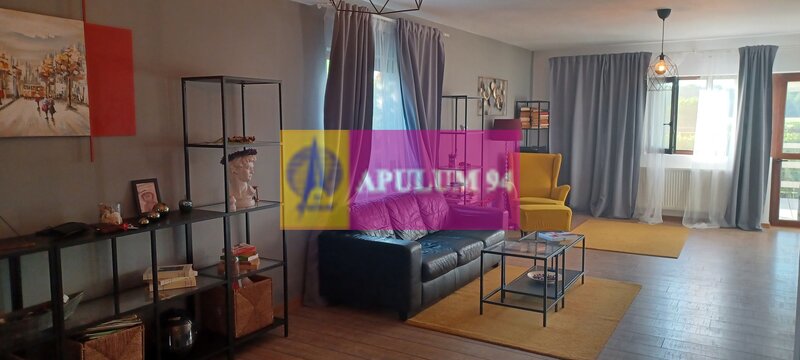 Sabareni, vila 2018, P+1+pod, curte 440 mp, aproape de padure